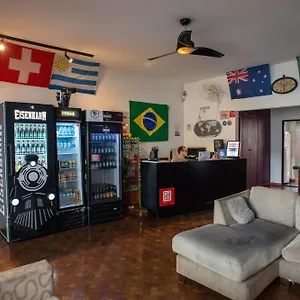  Hostel Garoa Party Bar